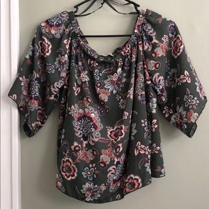 Off-the-shoulder Floral Top
